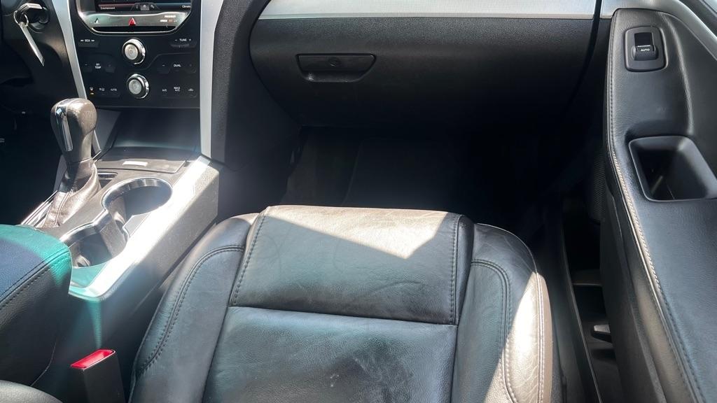 Ford Explorer XLT 4WD 2014