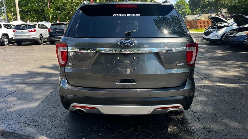 Ford Explorer XLT 4WD 2016
