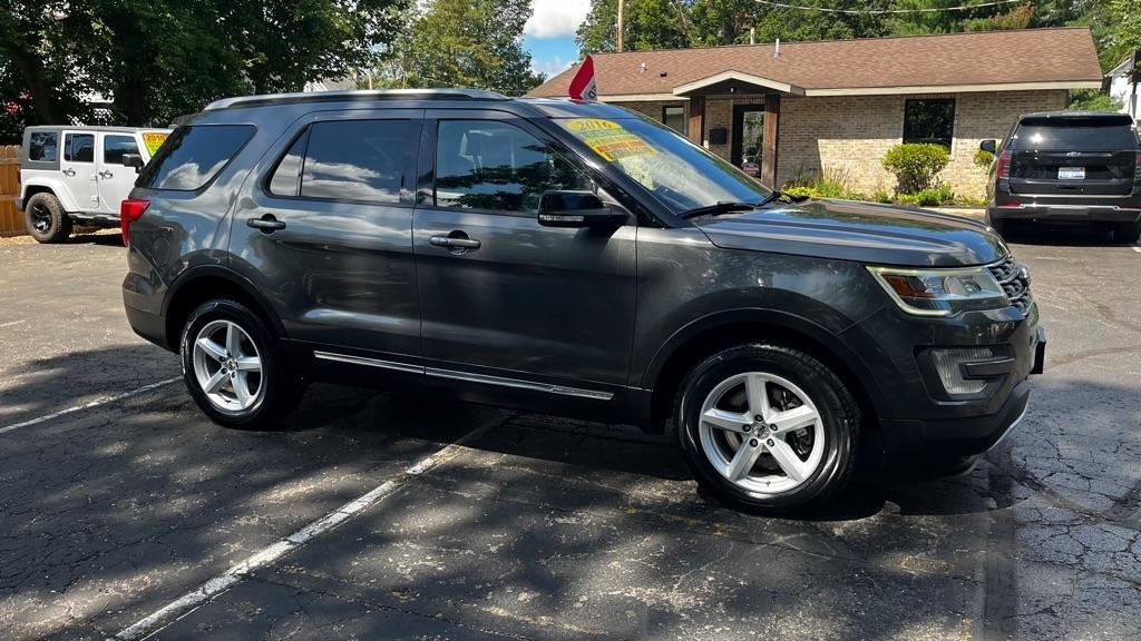 Ford Explorer XLT 4WD 2016