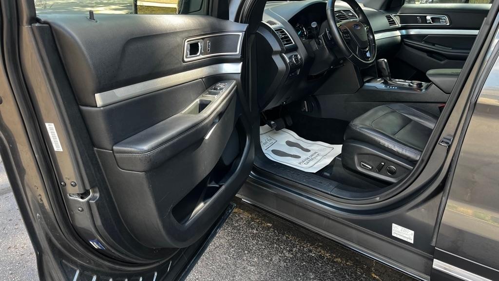 Ford Explorer XLT 4WD 2016