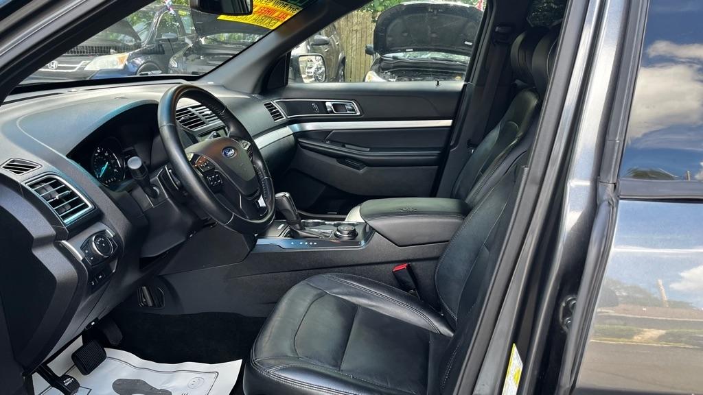 Ford Explorer XLT 4WD 2016