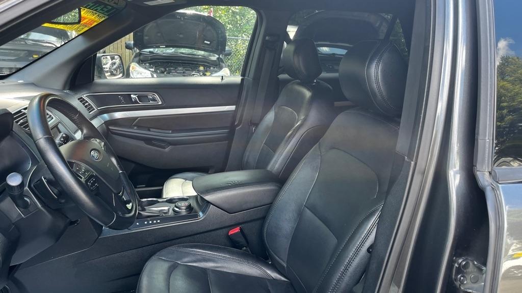 Ford Explorer XLT 4WD 2016