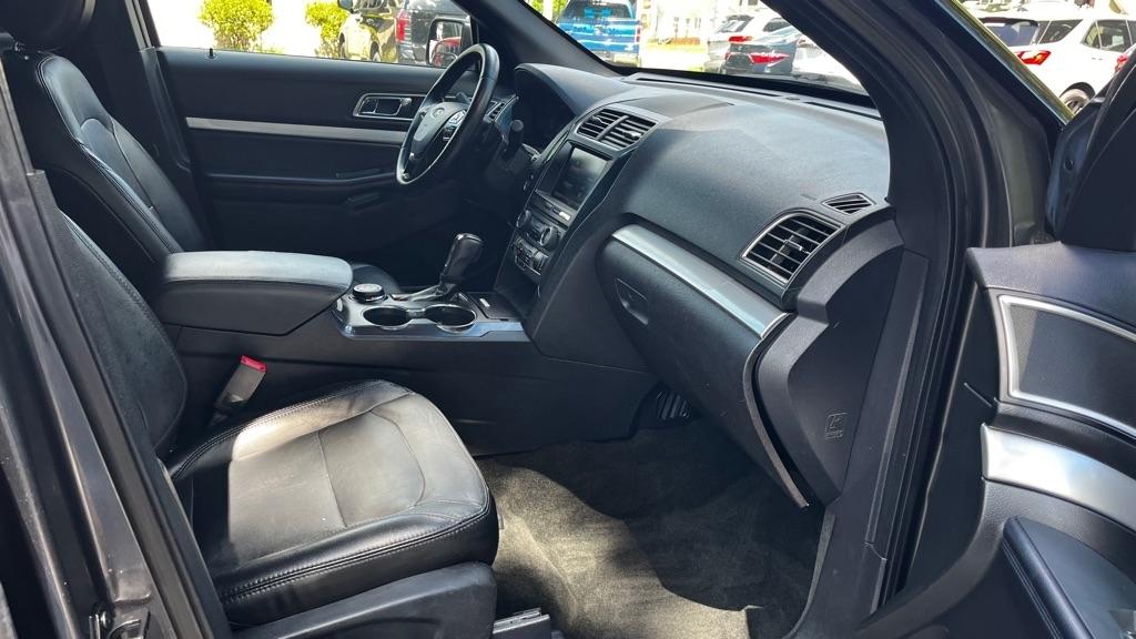 Ford Explorer XLT 4WD 2016