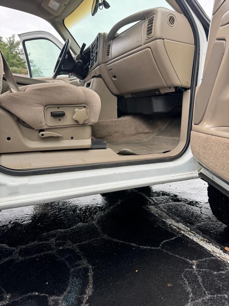 GMC Sierra 1500 SLE Crew Cab Short Bed 4WD 2002