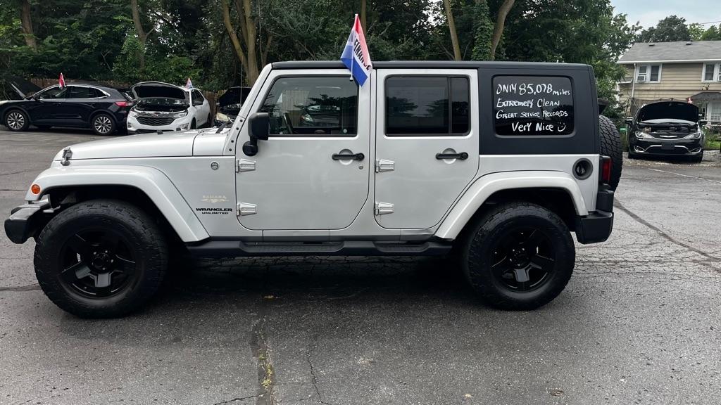 Jeep Wrangler Unlimited Sahara 4WD 2010