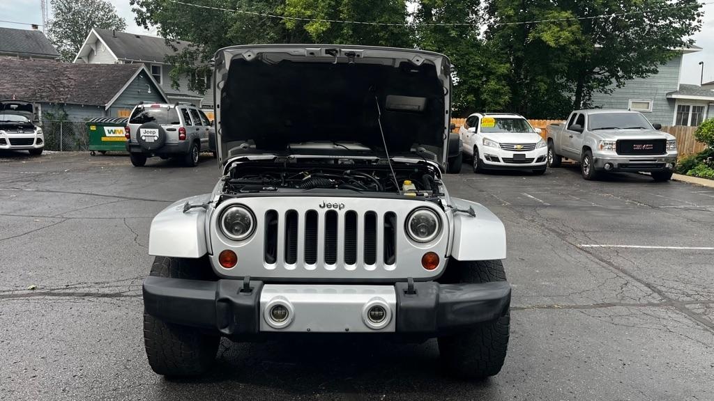 Jeep Wrangler Unlimited Sahara 4WD 2010