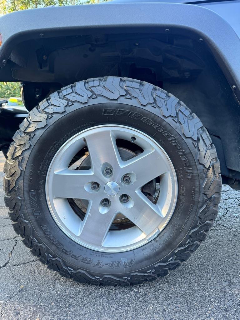 Jeep Wrangler Unlimited Sport 4WD 2011