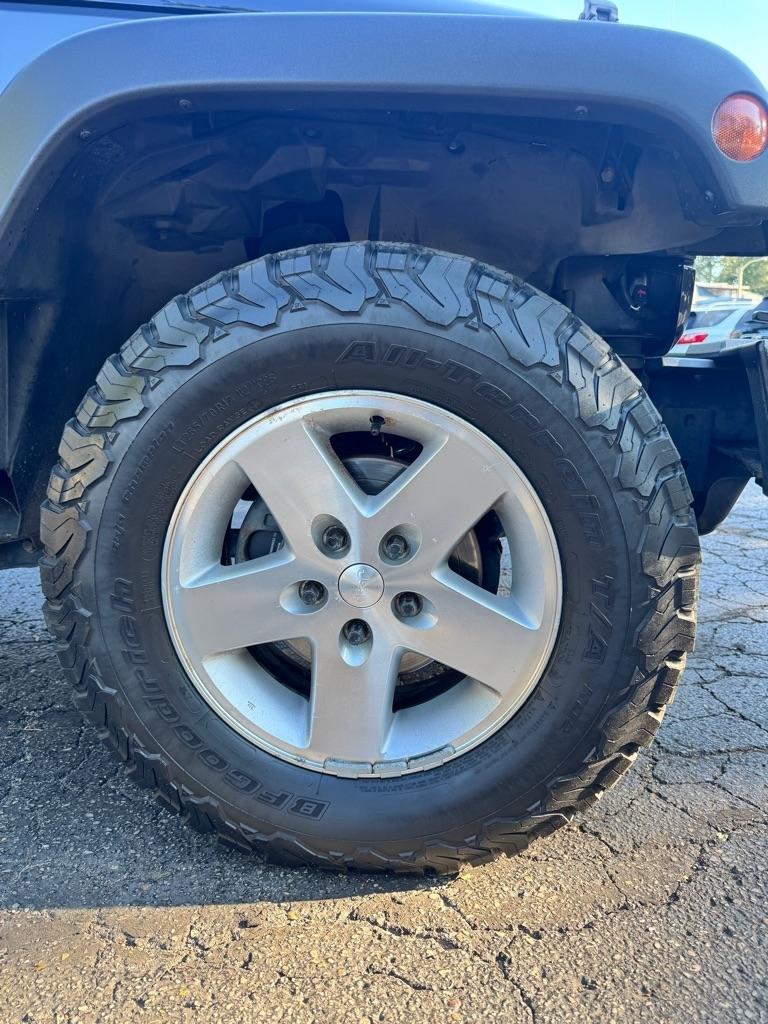 Jeep Wrangler Unlimited Sport 4WD 2011