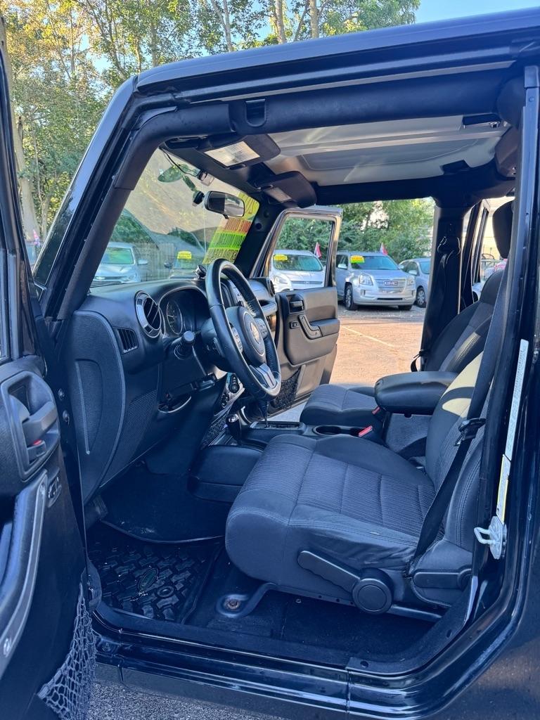Jeep Wrangler Unlimited Sport 4WD 2011