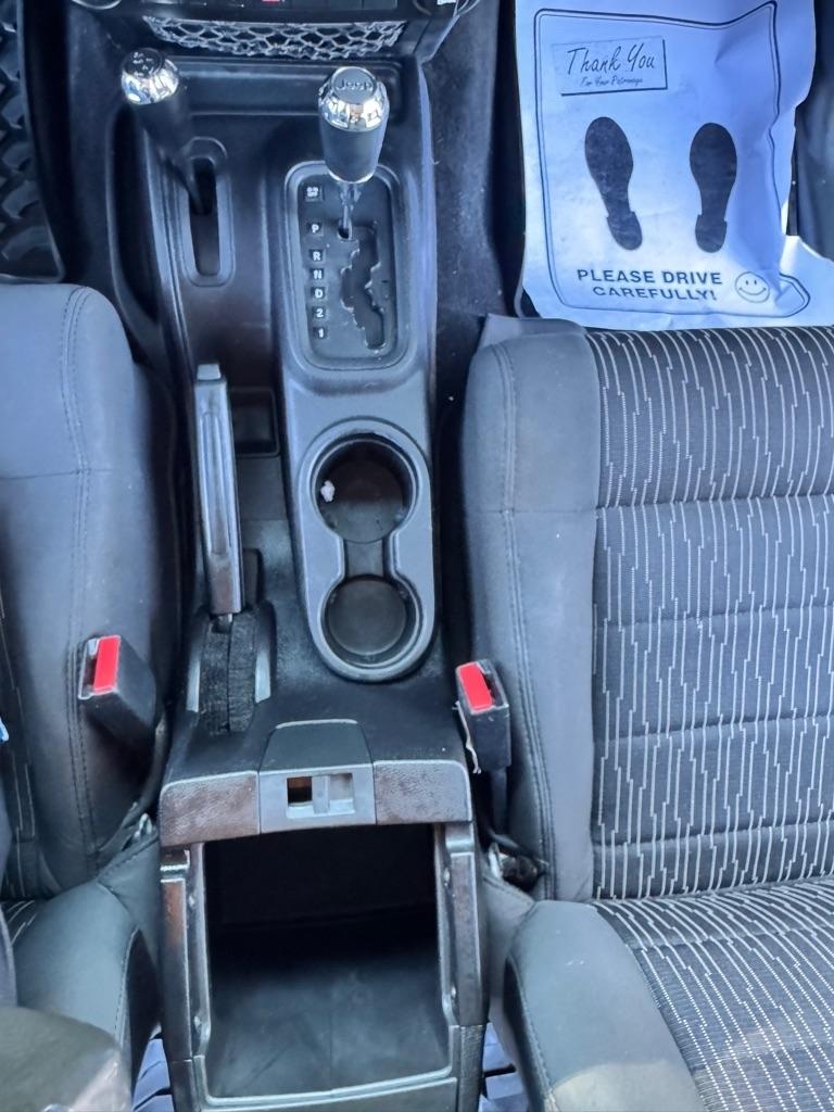 Jeep Wrangler Unlimited Sport 4WD 2011
