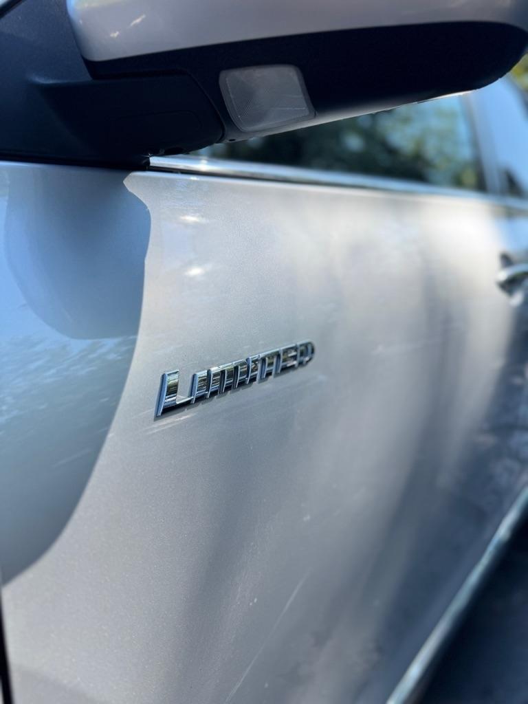 Toyota Highlander Limited 4WD 2012