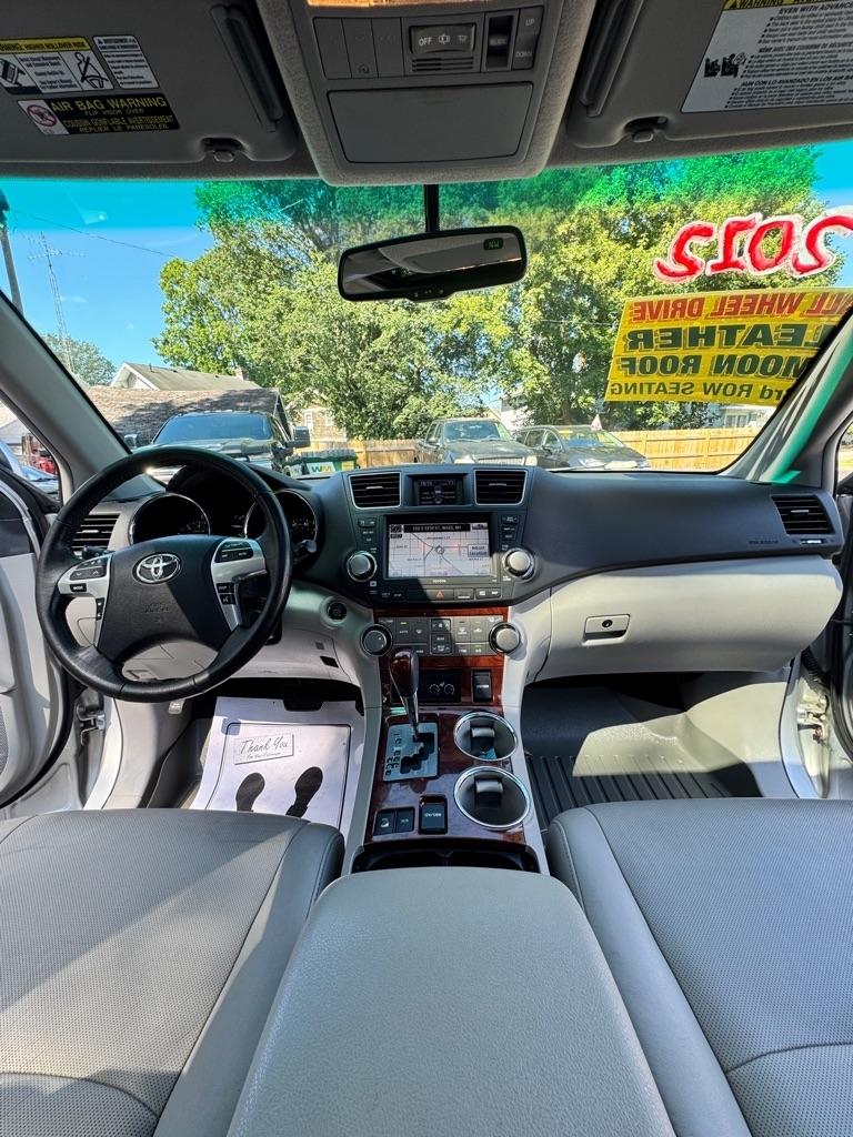 Toyota Highlander Limited 4WD 2012