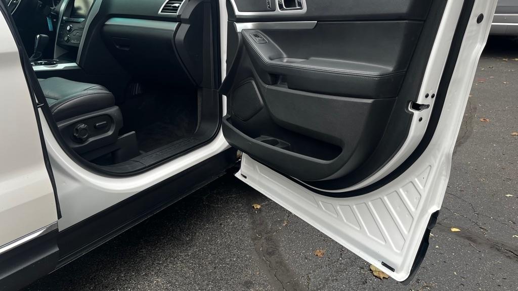 Ford Explorer XLT 4WD 2015