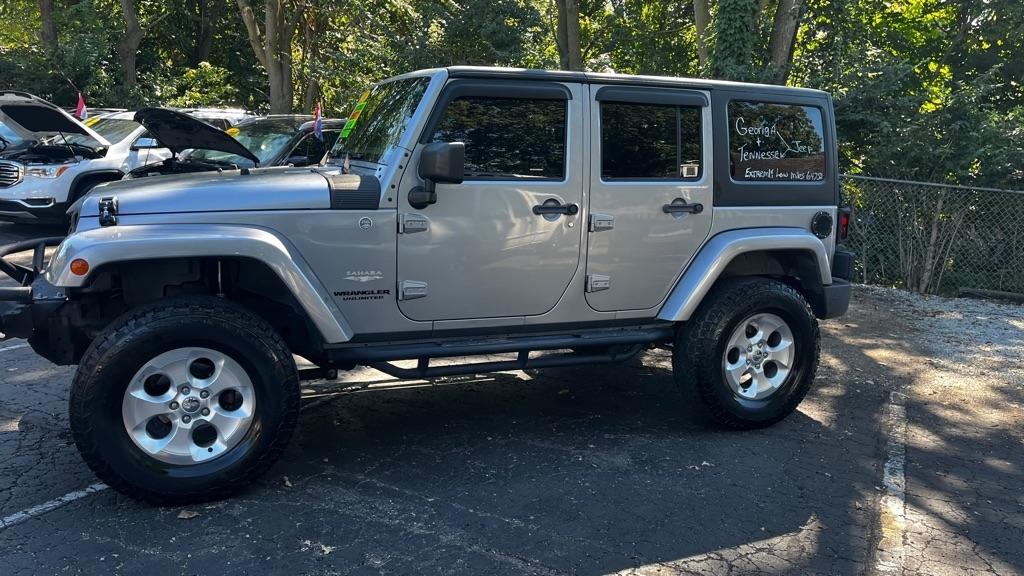 Jeep Wrangler Unlimited Sahara 4WD 2013