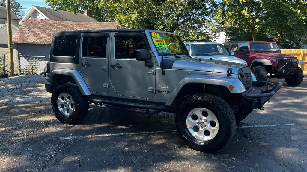 Jeep Wrangler Unlimited Sahara 4WD 2013