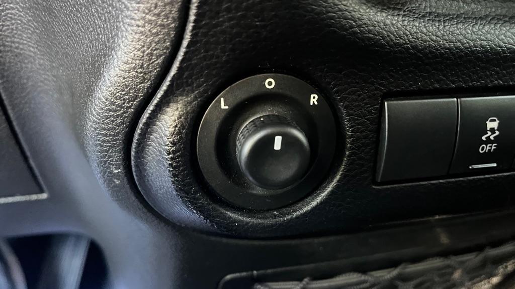 Jeep Wrangler Unlimited Sahara 4WD 2013