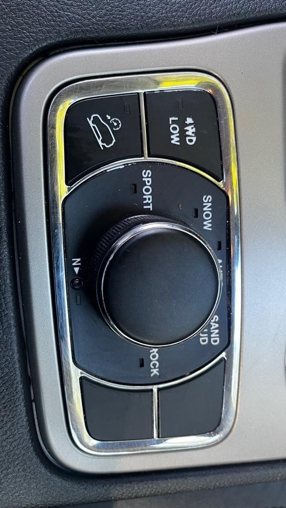 Jeep Grand Cherokee Limited 4WD 2012