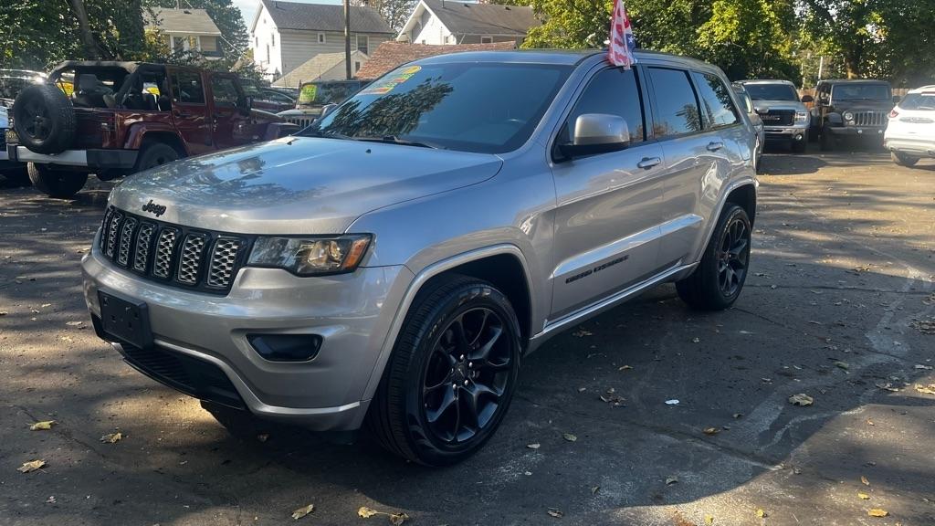 2017 Jeep Grand Cherokee Laredo 4WD