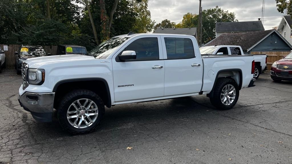 GMC Sierra 1500 Base Crew Cab  Short Box 4WD 2017