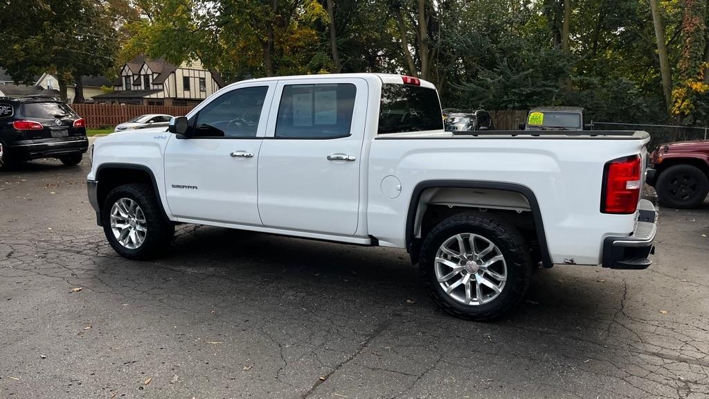 GMC Sierra 1500 Base Crew Cab  Short Box 4WD 2017