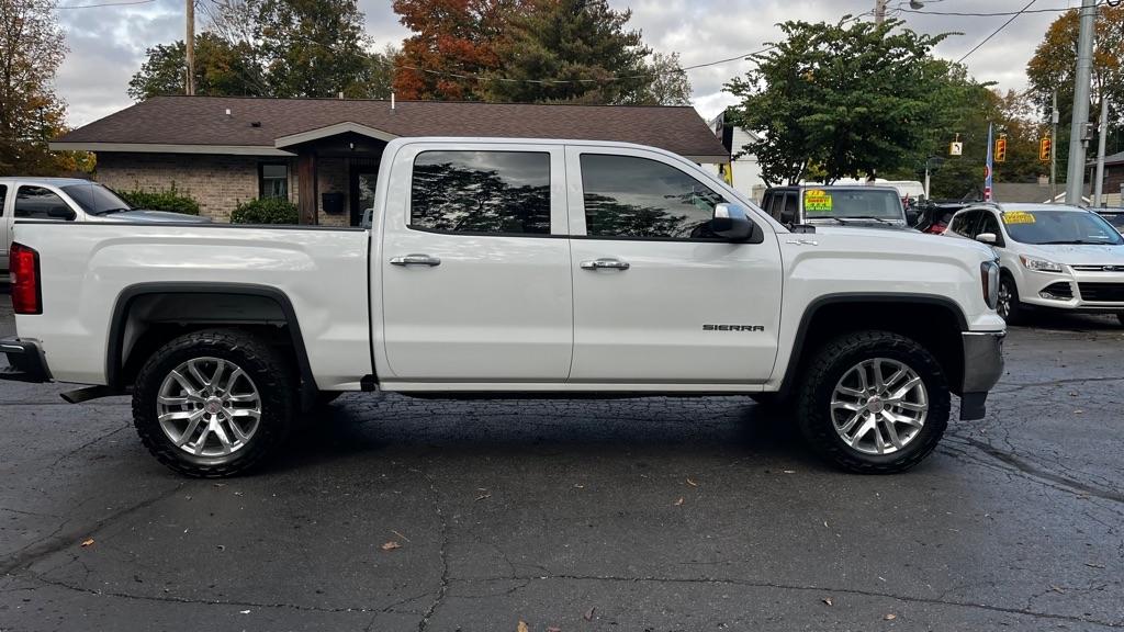 GMC Sierra 1500 Base Crew Cab  Short Box 4WD 2017