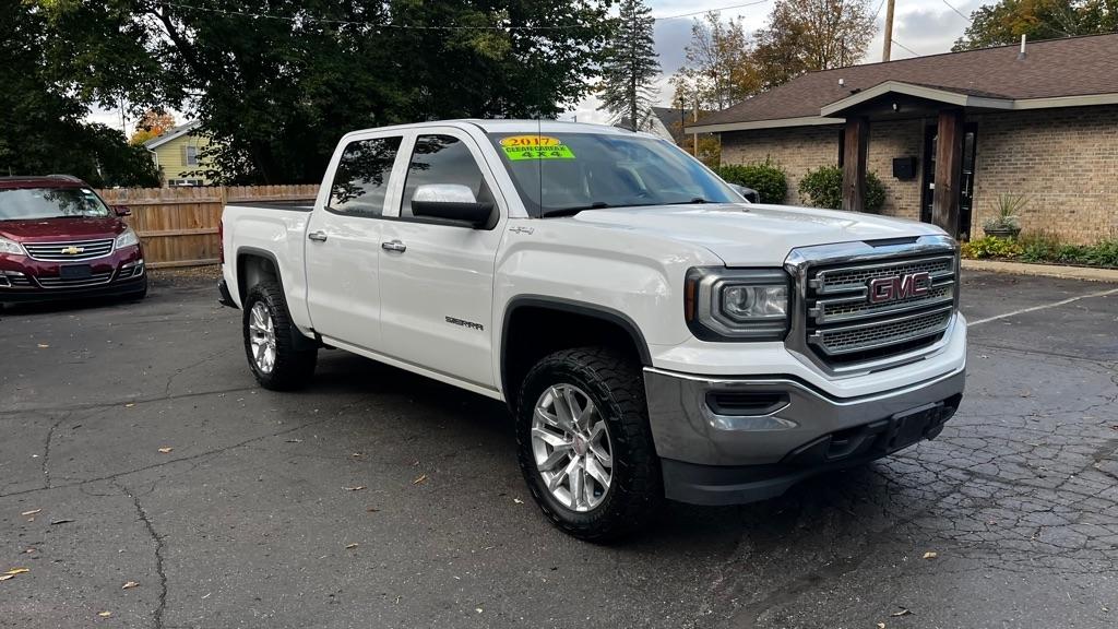 GMC Sierra 1500 Base Crew Cab  Short Box 4WD 2017