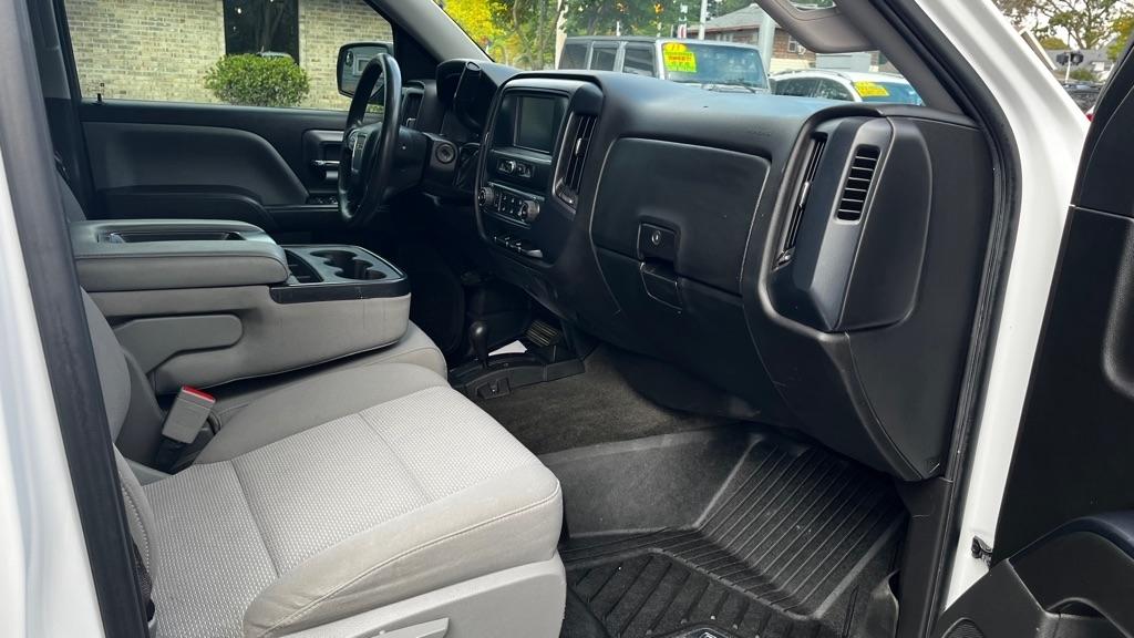 GMC Sierra 1500 Base Crew Cab  Short Box 4WD 2017