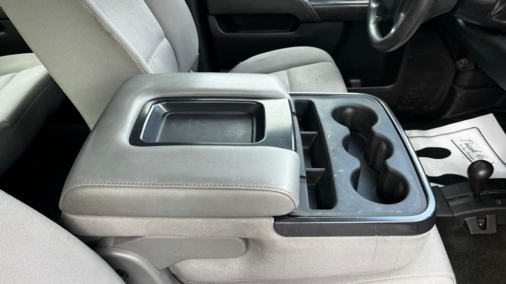 GMC Sierra 1500 Base Crew Cab  Short Box 4WD 2017