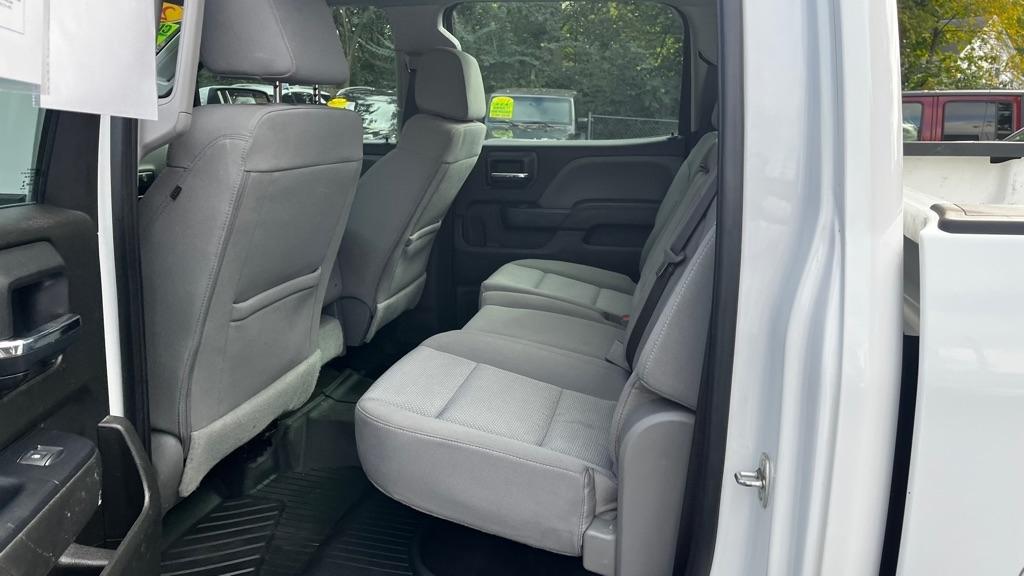 GMC Sierra 1500 Base Crew Cab  Short Box 4WD 2017