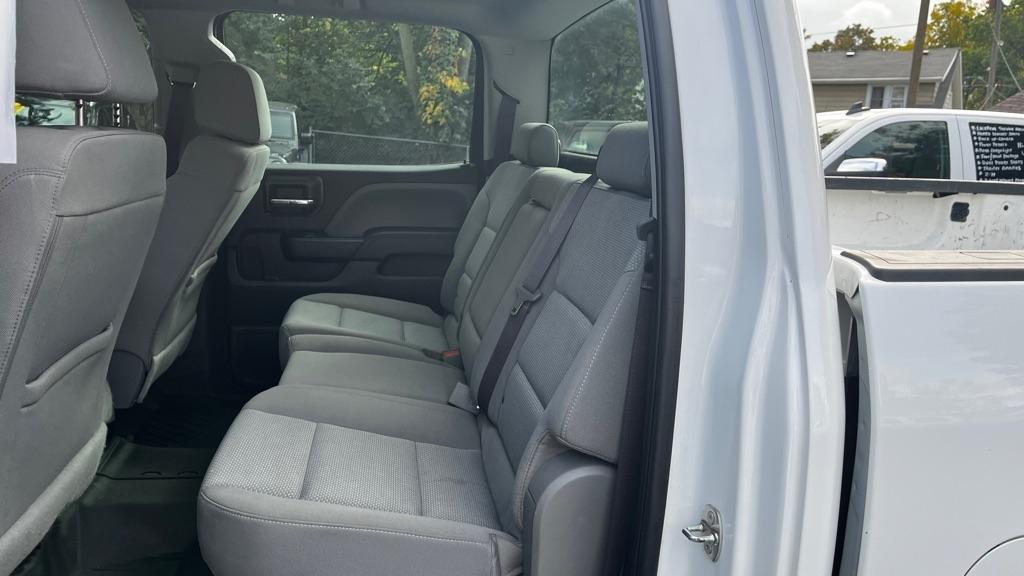 GMC Sierra 1500 Base Crew Cab  Short Box 4WD 2017