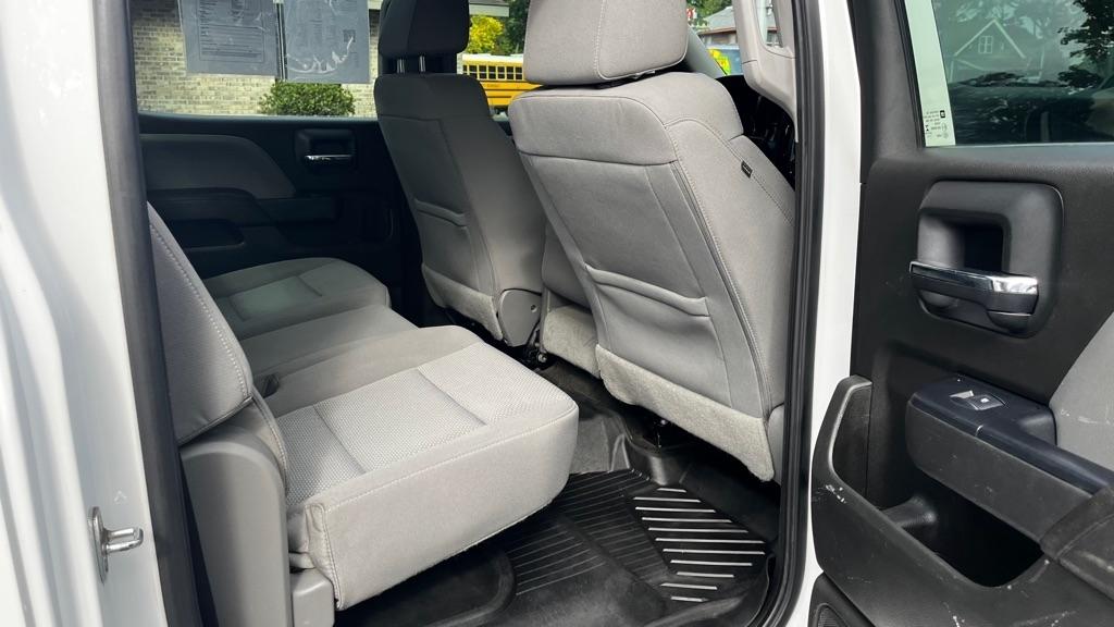 GMC Sierra 1500 Base Crew Cab  Short Box 4WD 2017