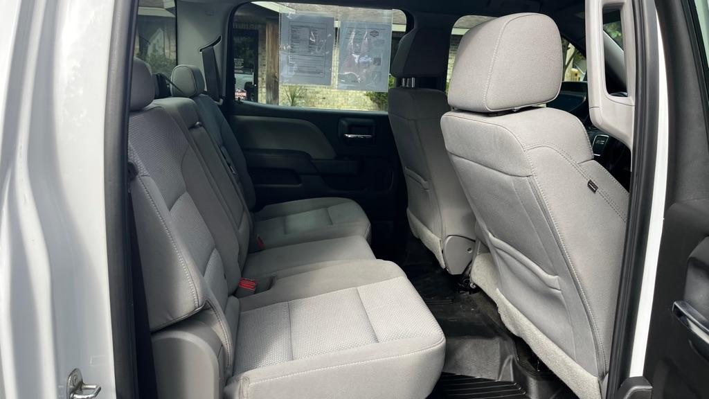 GMC Sierra 1500 Base Crew Cab  Short Box 4WD 2017