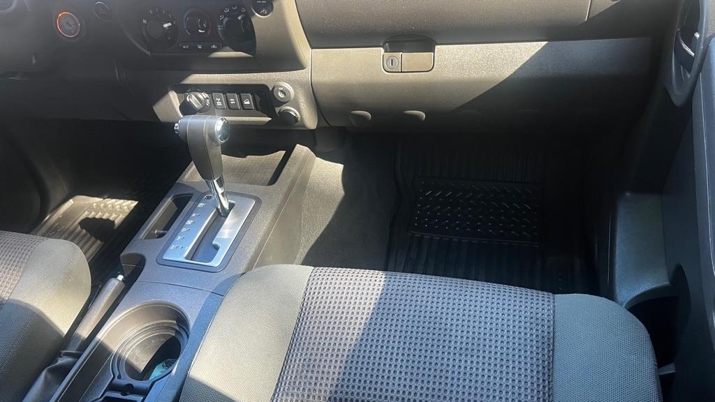 Nissan Xterra X 4WD 2008