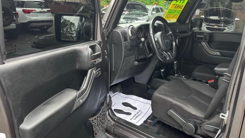 Jeep Wrangler Unlimited Sport 4WD 2014