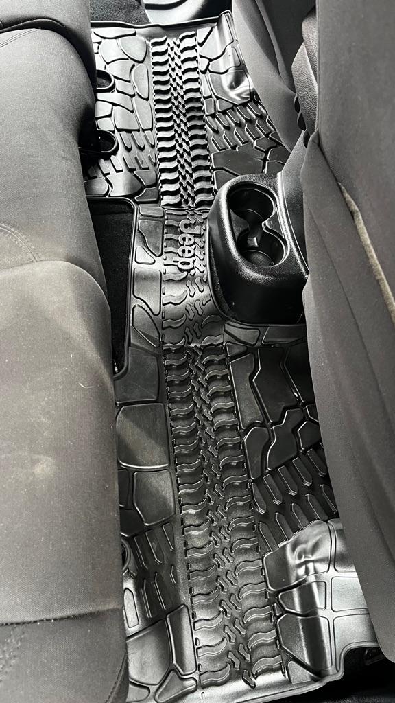 Jeep Wrangler Unlimited Sport 4WD 2014
