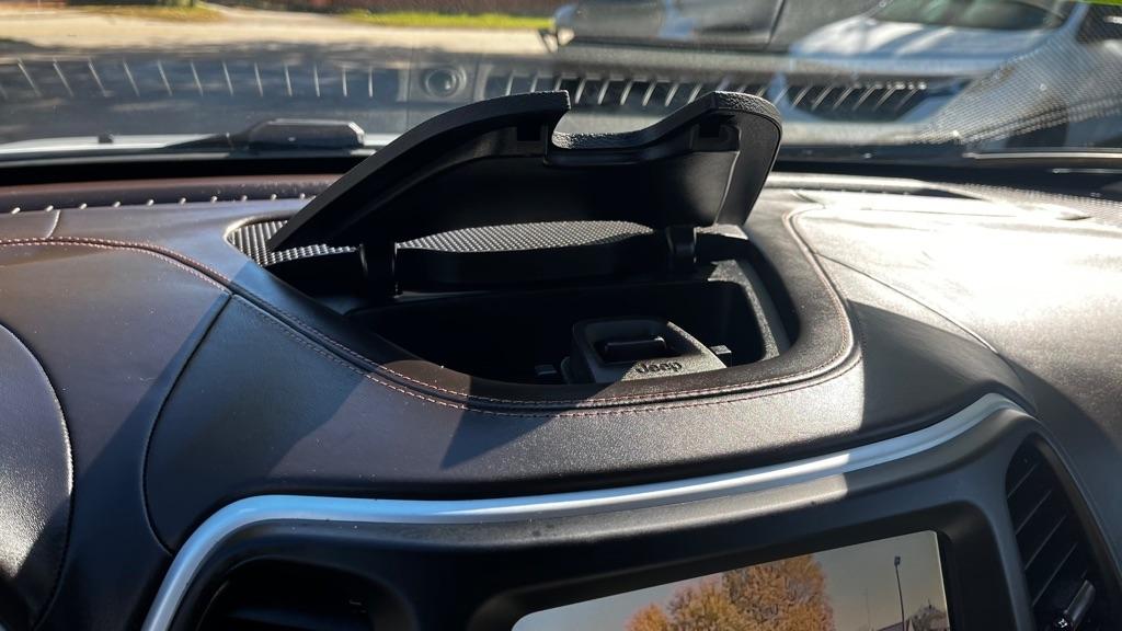 Jeep Cherokee Overland 4WD 2018