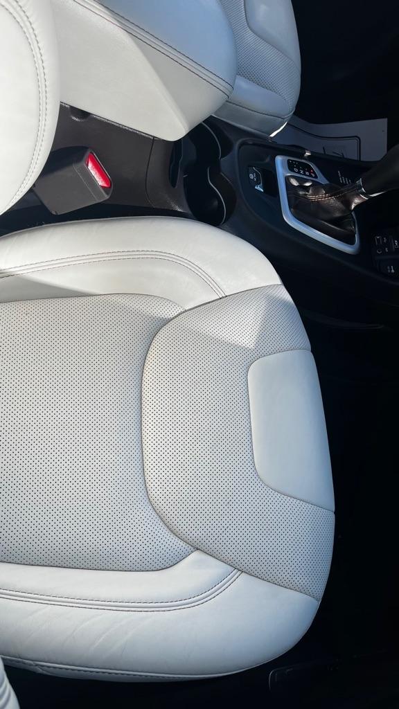 Jeep Cherokee Overland 4WD 2018