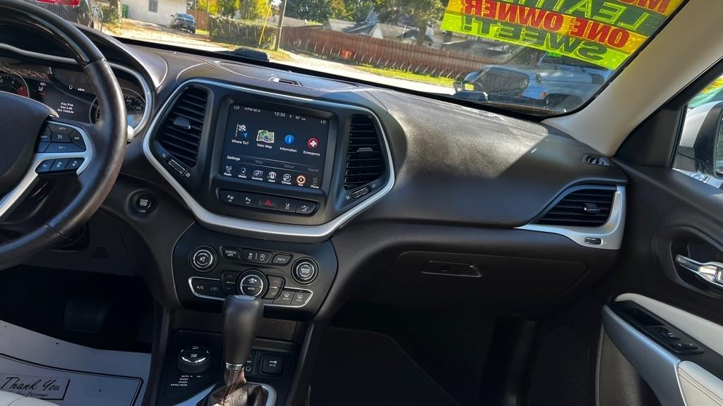 Jeep Cherokee Overland 4WD 2018