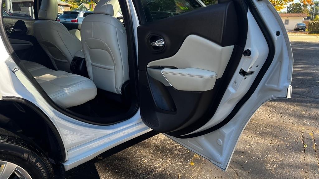 Jeep Cherokee Overland 4WD 2018