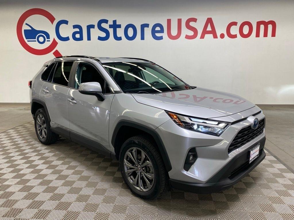 2022 Toyota RAV4 XLE Premium