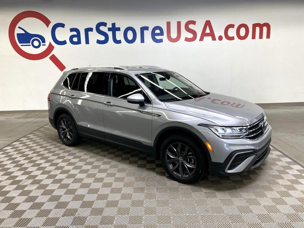 2024 Volkswagen Tiguan SE's photo