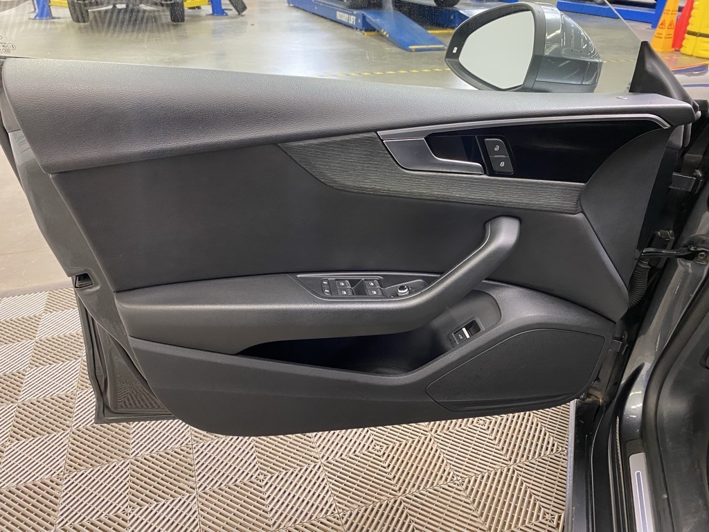 Audi A5 Premium S line 45 TFSI quattro 2021