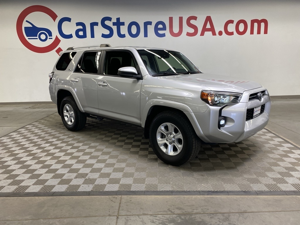 2022 Toyota 4Runner SR5's photo