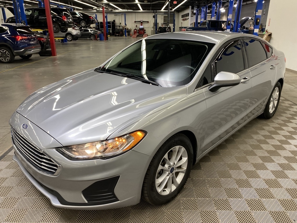 Ford Fusion SE 2020