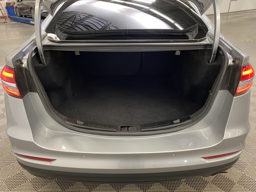 Ford Fusion SE 2020