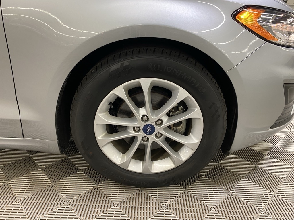 Ford Fusion SE 2020