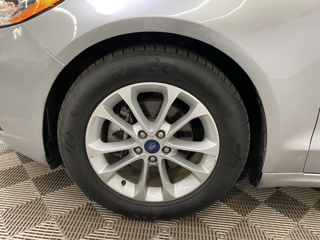 Ford Fusion SE 2020