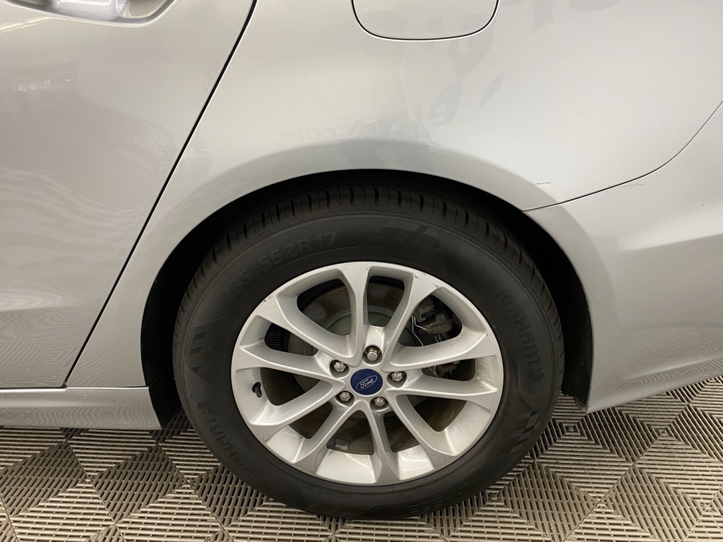 Ford Fusion SE 2020