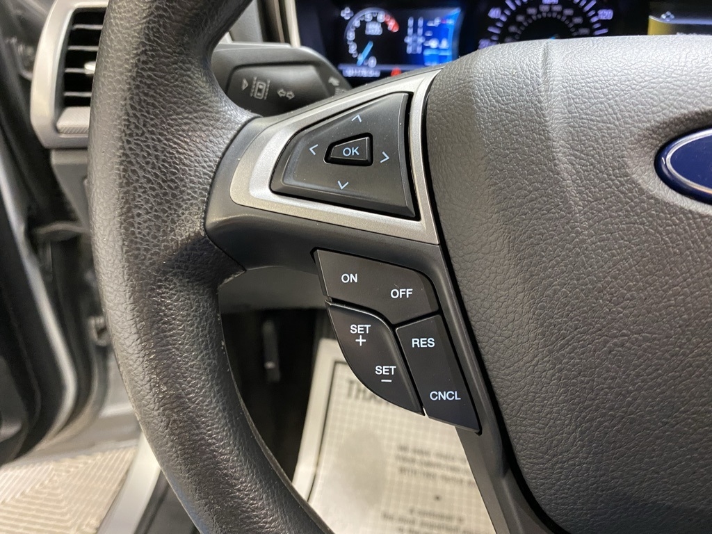 Ford Fusion SE 2020