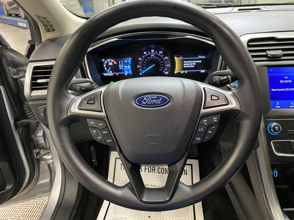 Ford Fusion SE 2020
